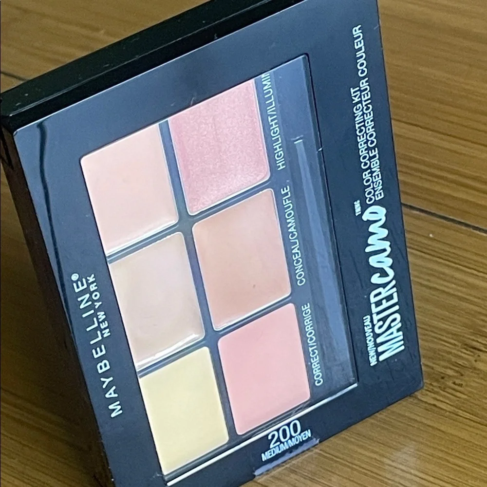 Maybelline Color Correcting Pan Concealer Kit 200 Medium